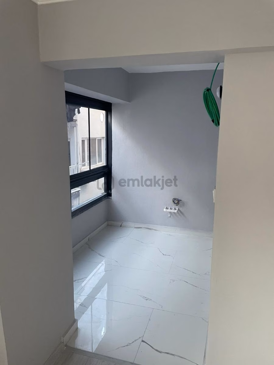 Emlak Adasından Merkezde 2+1 - 7