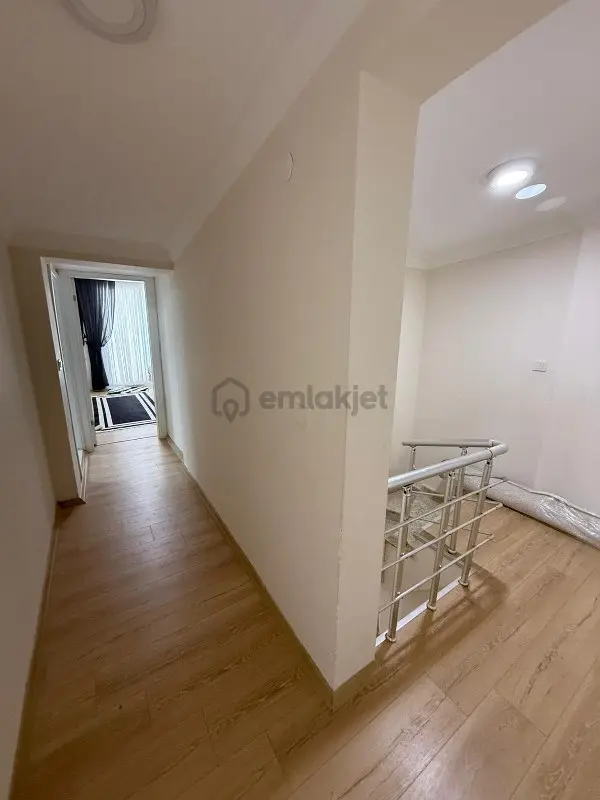 Didim Merkez'de Eşyalı 4+1 Geniş Dubleks Daire - 15