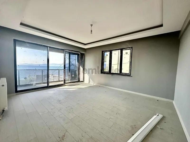 Bursa Altınkum Da Full Deniz Manzaralı Mülkümüz Acil Satılıktır - 4