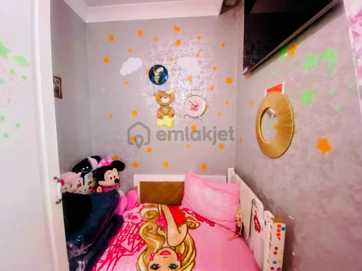 Ahmetyesevi Mah.satılık 4+1 Ful Kredili Üst Dubleks Daire - 23
