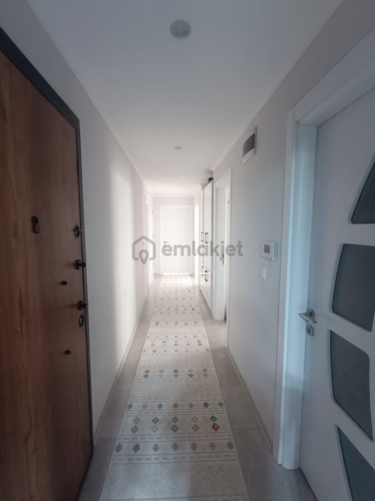 Balıkesir Karesi 1. Sakarya Mahallesi 3+1 120m2 Kiralık Daire