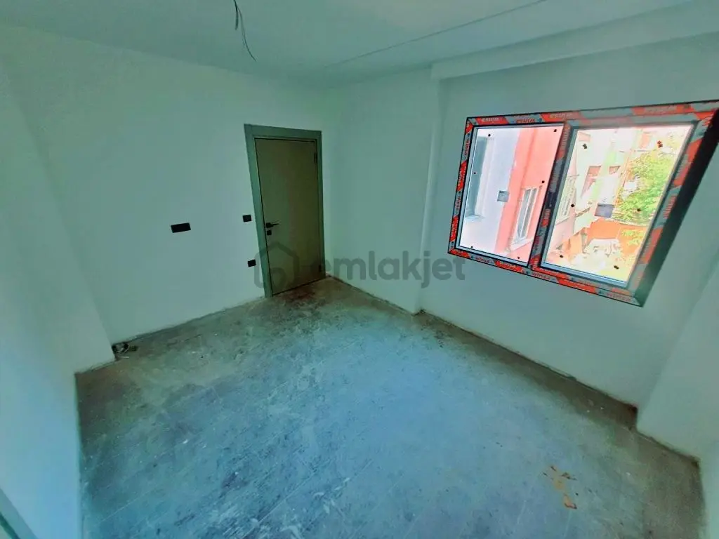 Uytundan Kadıköyde Yerden Isıtma Ebeveyn Banyolu Arakat 2+1daire - 35