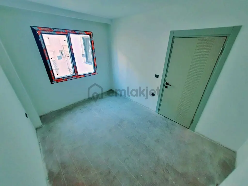 Uytundan Kadıköyde Yerden Isıtma Ebeveyn Banyolu Arakat 2+1daire - 4