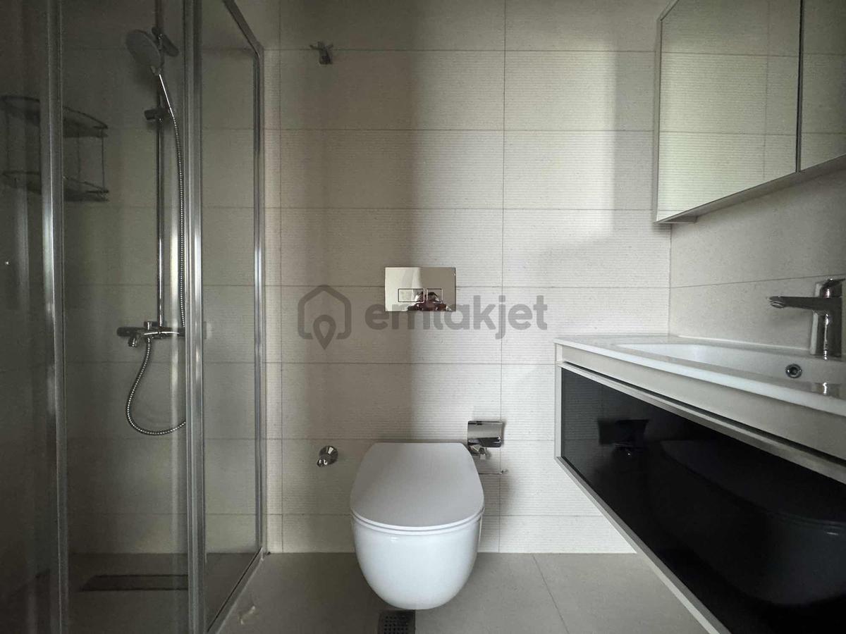 Balat Zümrüt'te Kiralık 4+1 Dubleks Daire - 12