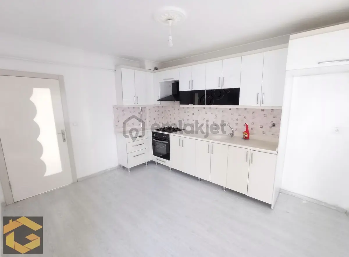 Yenikent'te 3+1 Satılık Daire - 13