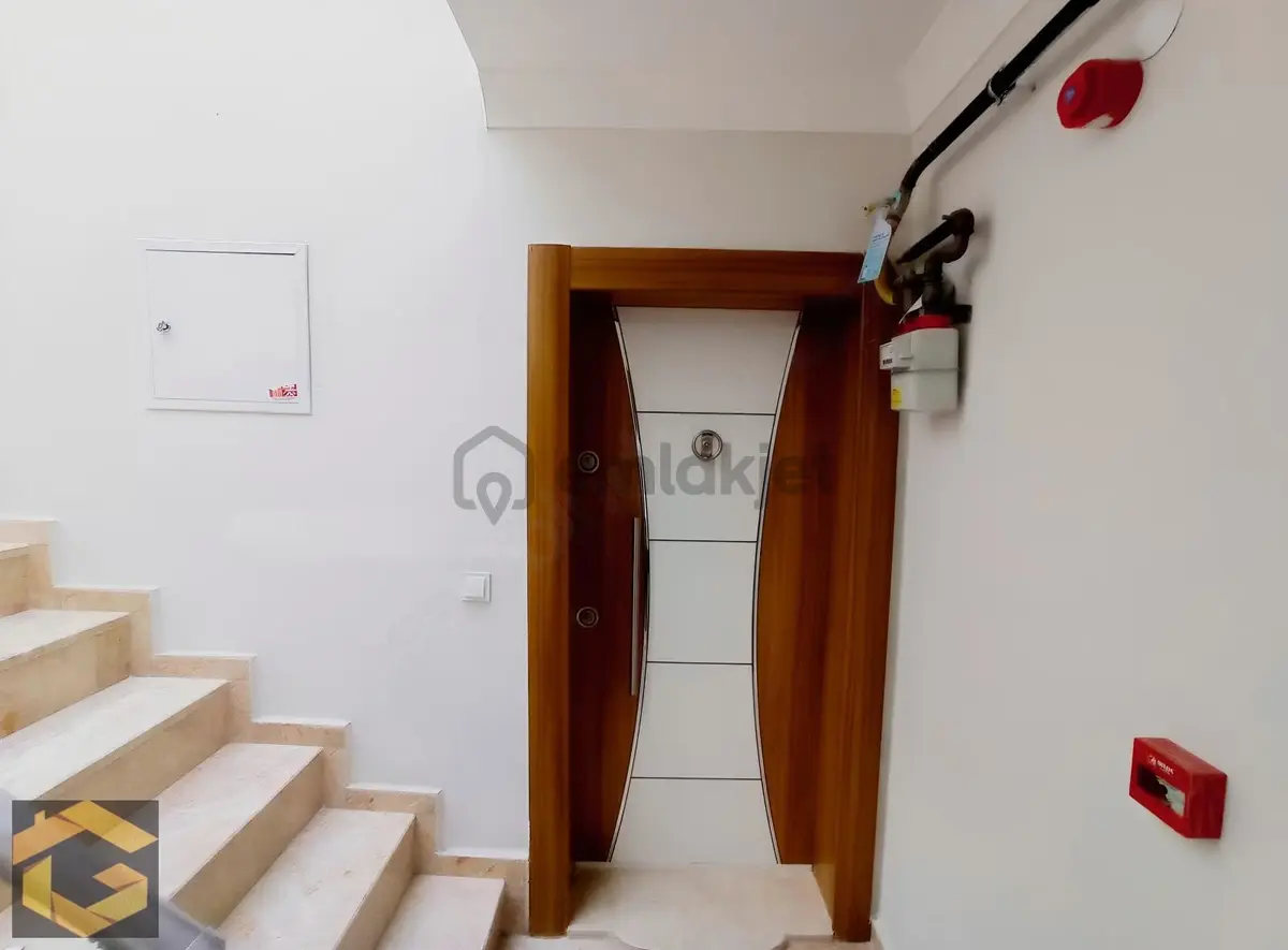 Yenikent'te 3+1 Satılık Daire - 34