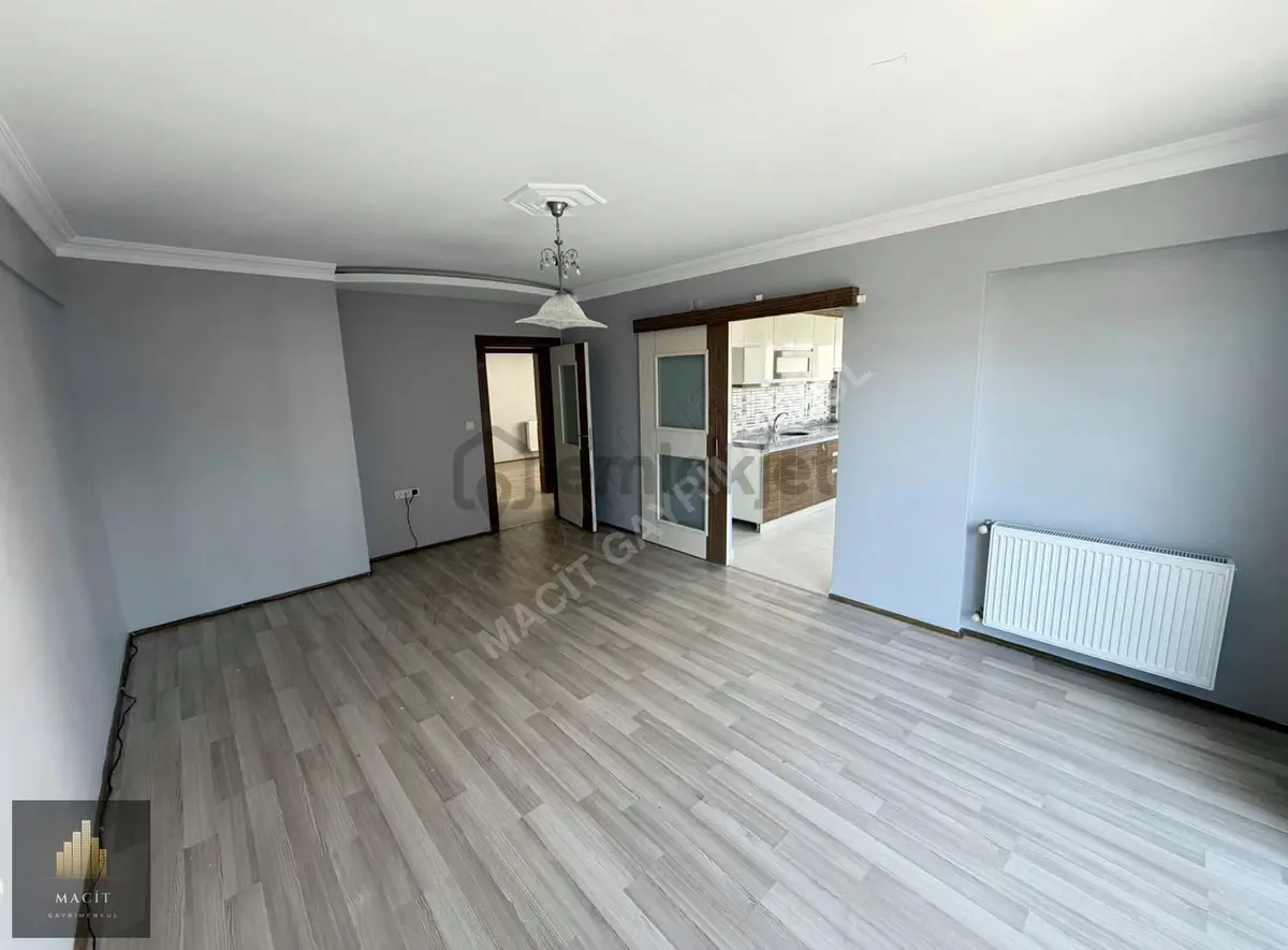 Macit'den Cevizlik Caddesi'nde Kiralık 2+1 Daire Ayrı Mutfaklı - 16