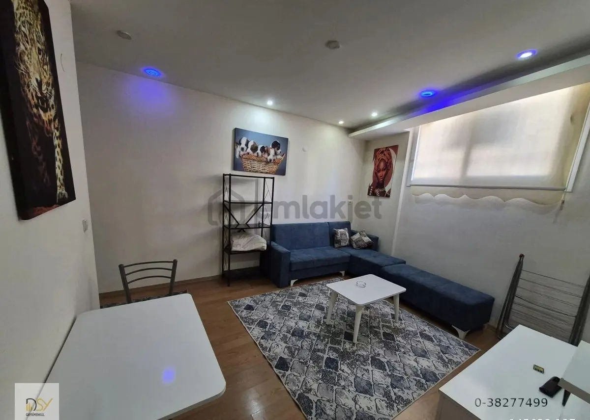 Buca Atatürk Mahallesinde Kiralık 1+1 Çift Klimalı Eşyalı Ev - 4