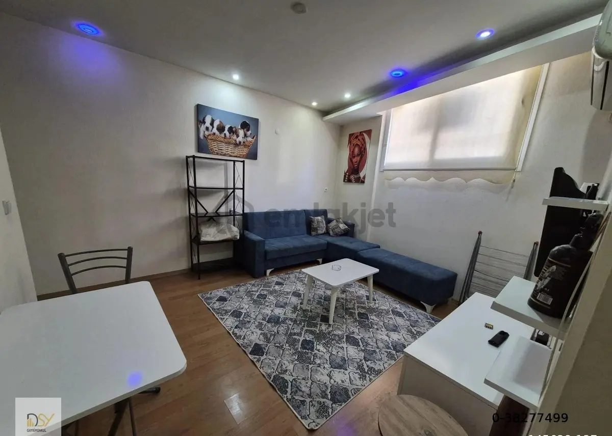 Buca Atatürk Mahallesinde Kiralık 1+1 Çift Klimalı Eşyalı Ev