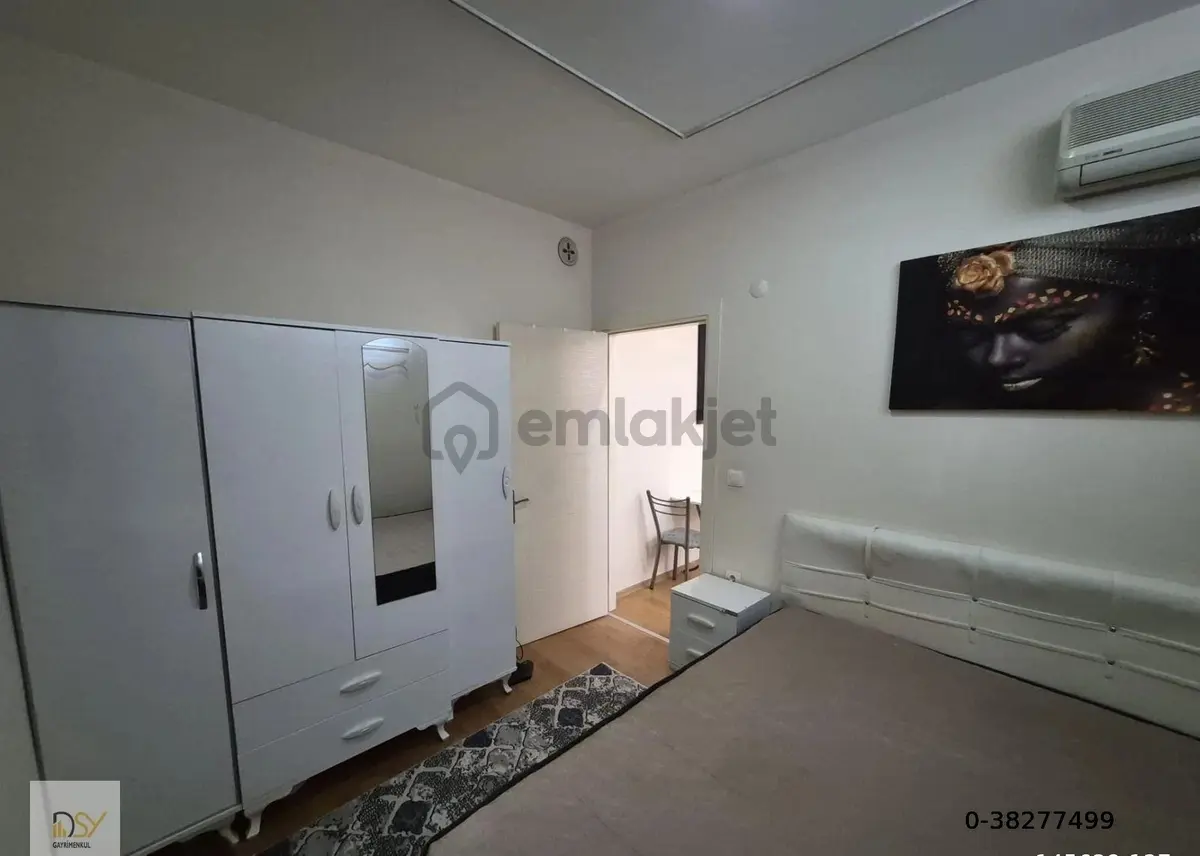 Buca Atatürk Mahallesinde Kiralık 1+1 Çift Klimalı Eşyalı Ev - 11