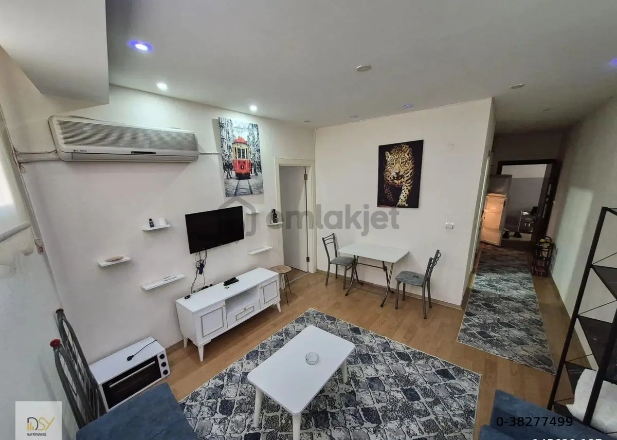 Buca Atatürk Mahallesinde Kiralık 1+1 Çift Klimalı Eşyalı Ev - 8