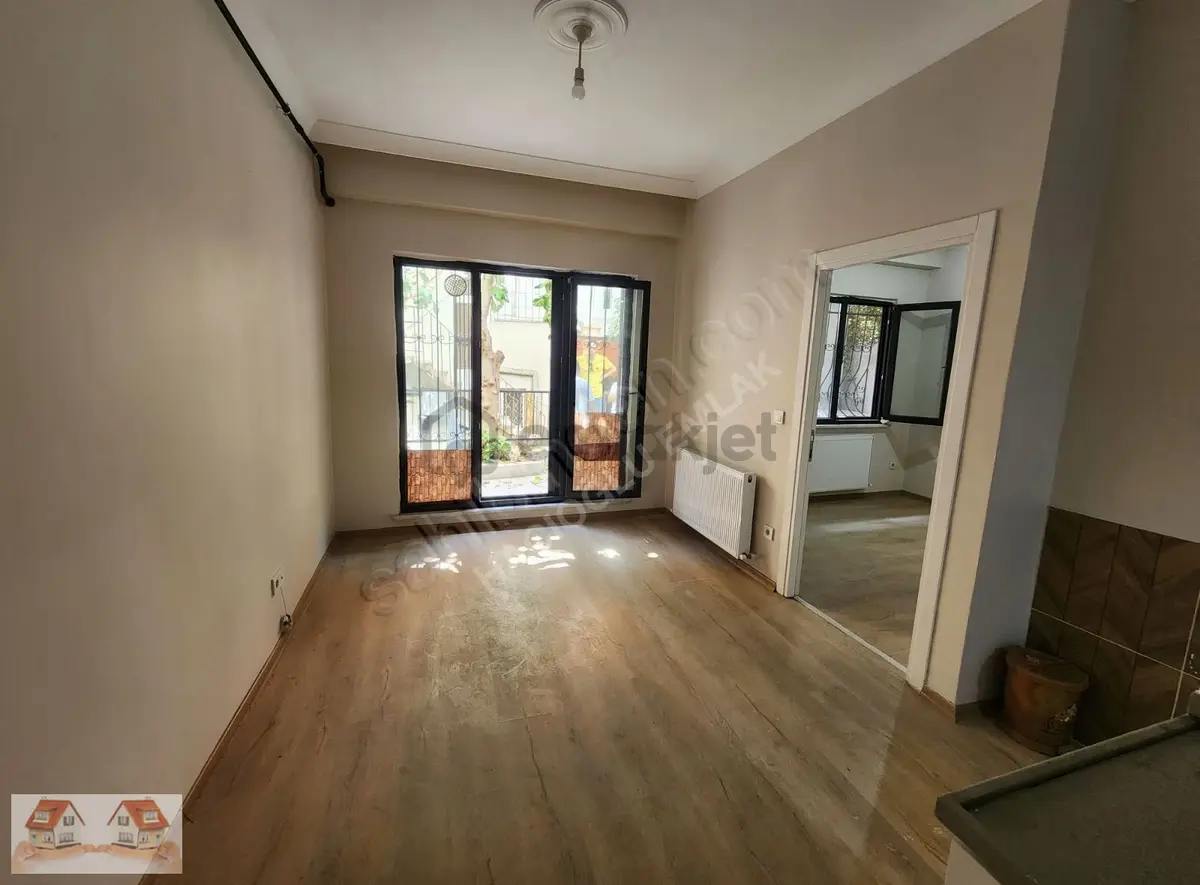 Yeni Bina Da Bahçe Katı Cadde Ye Nef 163 E Yakın - 3