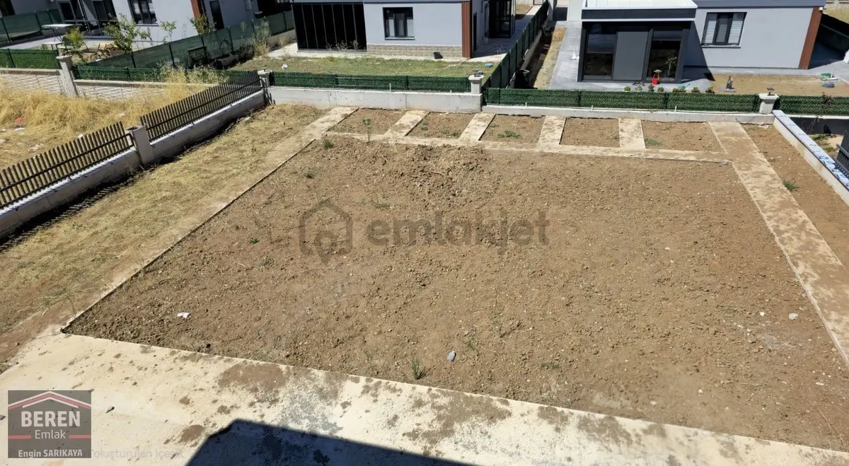 Esenyurt'da Satılık Lüks Villa - 32