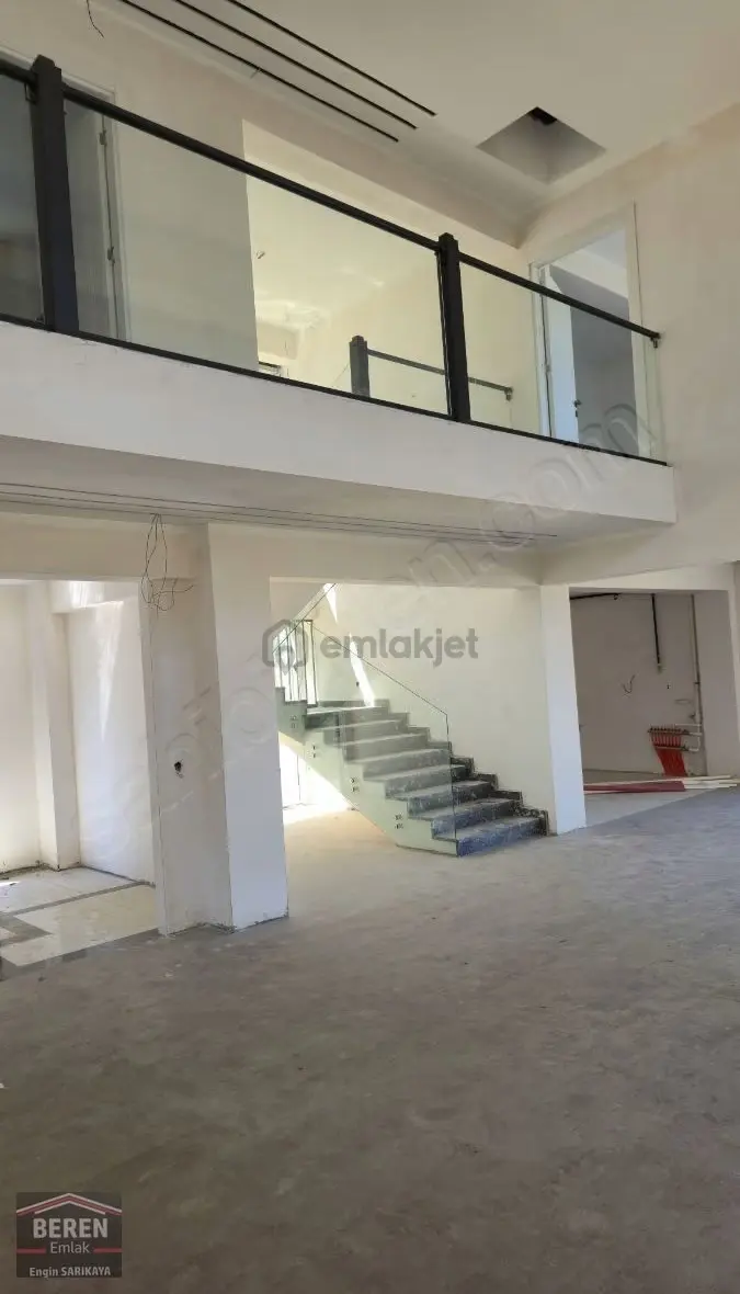 Esenyurt'da Satılık Lüks Villa - 3