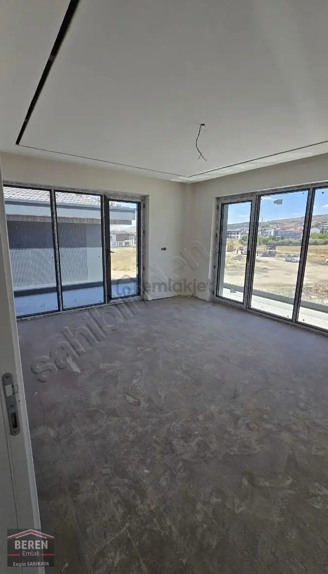 Esenyurt'da Satılık Lüks Villa - 23