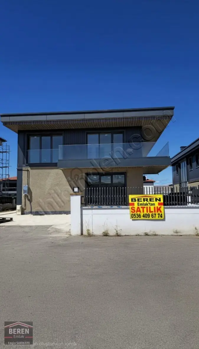 Esenyurt'da Satılık Lüks Villa - 13