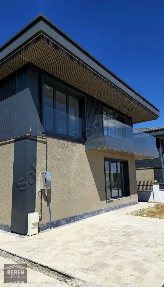 Esenyurt'da Satılık Lüks Villa - 19