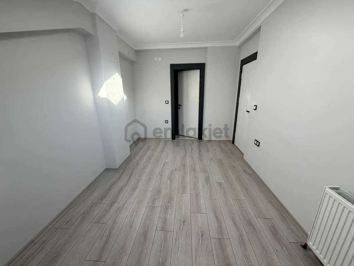 Alaçatı'dan İncek'te Teraslı 3 Banyolu Geniş 4+1 Kiralık Daire - 19