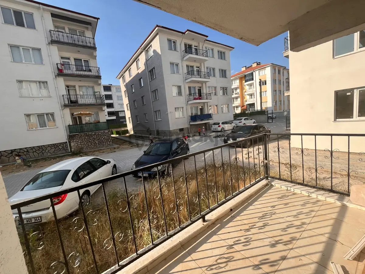 Kütahya Merkez Zafertepe Mahallesinde Satılık 3+1 Daire! - 15