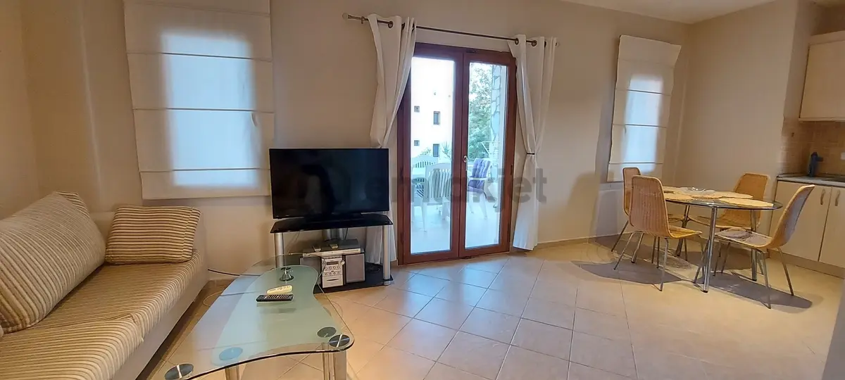 Eskiçeşme Mahallesinde Site İçerisinde 2+1 Kiralık Üst Kat Daire - 13