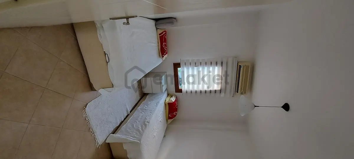 Eskiçeşme Mahallesinde Site İçerisinde 2+1 Kiralık Üst Kat Daire - 3