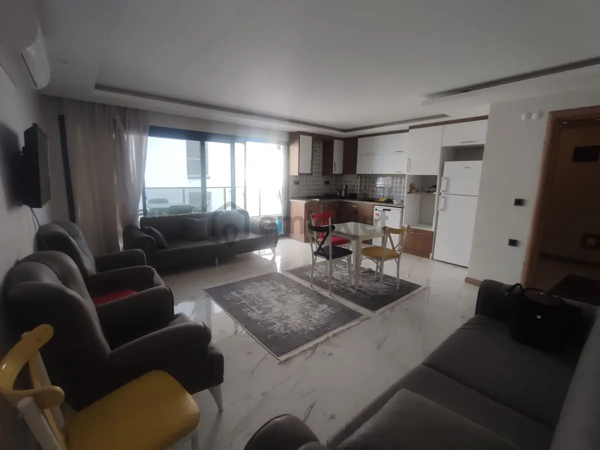Kuşadası Değirmenderede Elit Bir Sitede 2+1 Kiralık Daire - 3