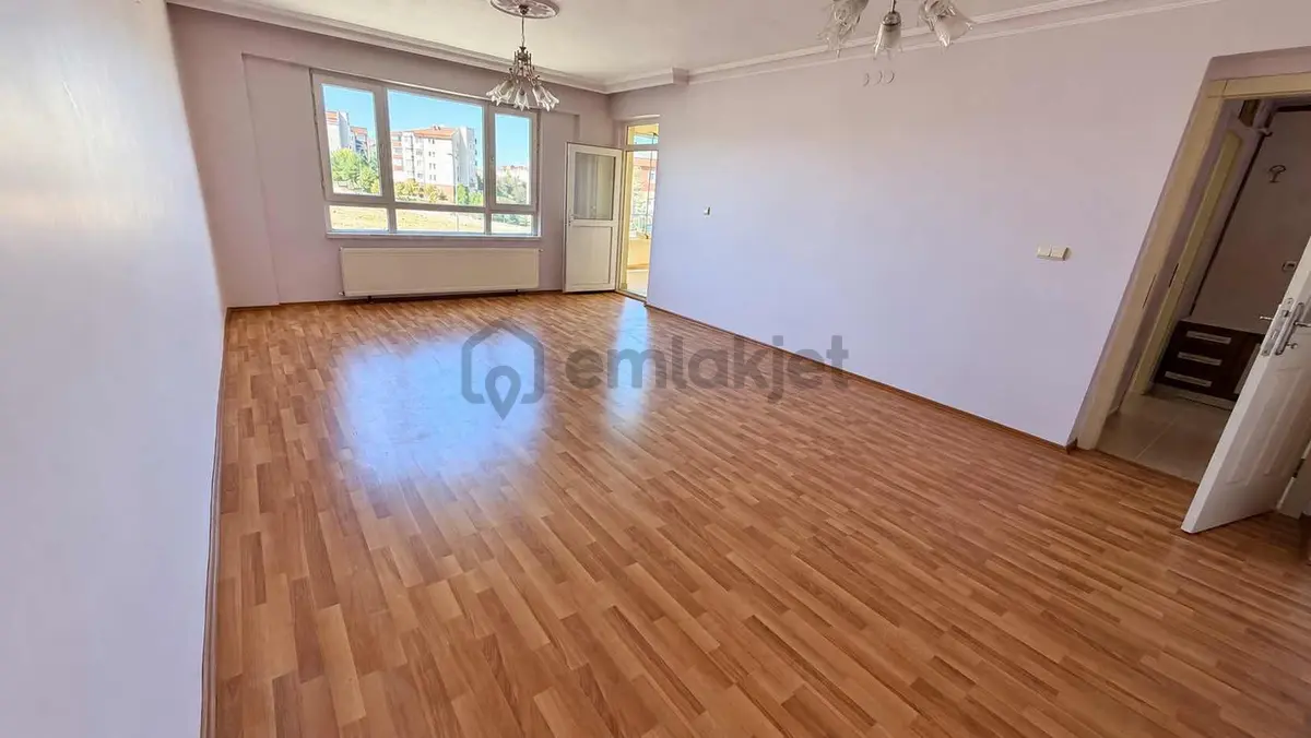 Etimesgut Ayyıldızda Satılık 3+1 Daire - 2