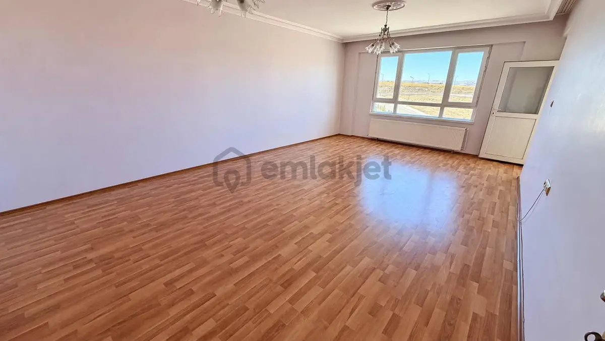 Etimesgut Ayyıldızda Satılık 3+1 Daire - 3