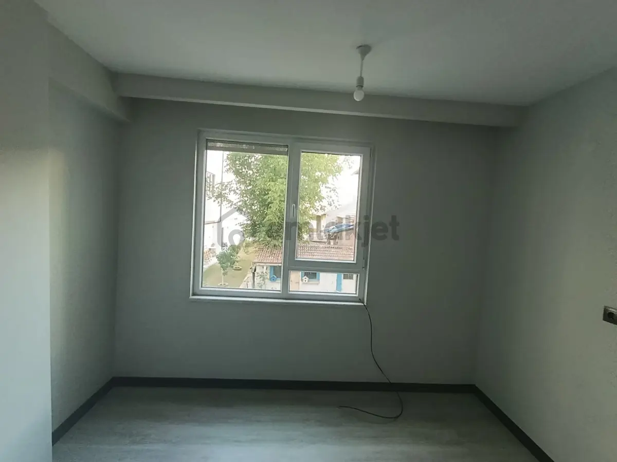 Net Emlak'tan Çamlıca Mahallesin'de Satılık 1+1 Daire - 13
