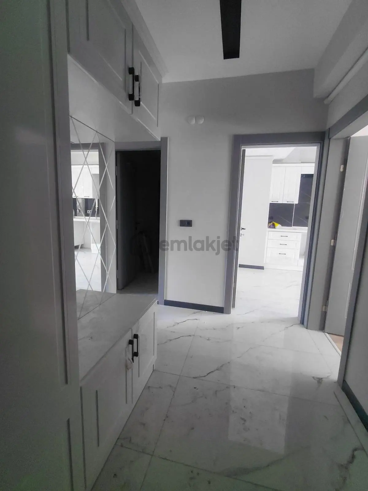 Ata Mahallesi Çevre Bulvarı Üzerinde Kiralık 2+1 Ofis / İşyeri - 8
