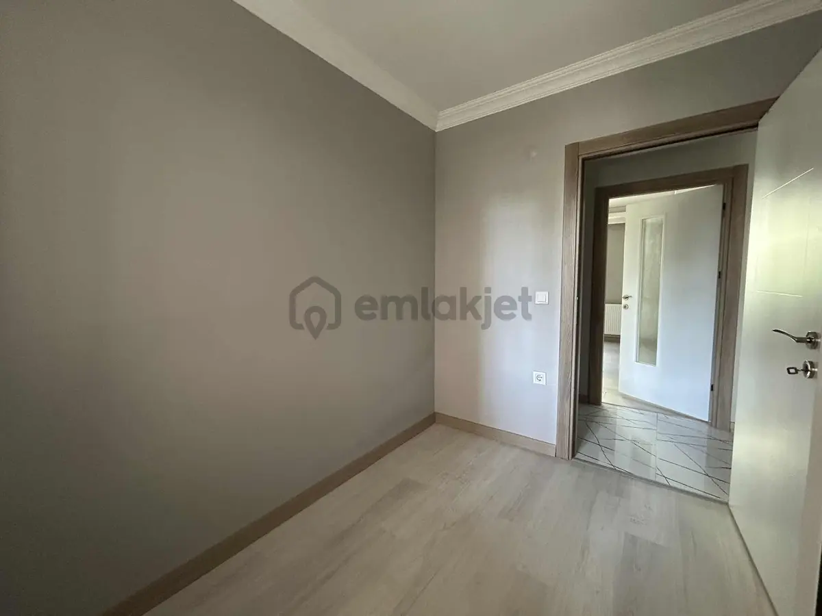 Darıca Marmaray'a Yakın Genç Binada Kapalı Mutfak 2+1 70 M² Net - 16