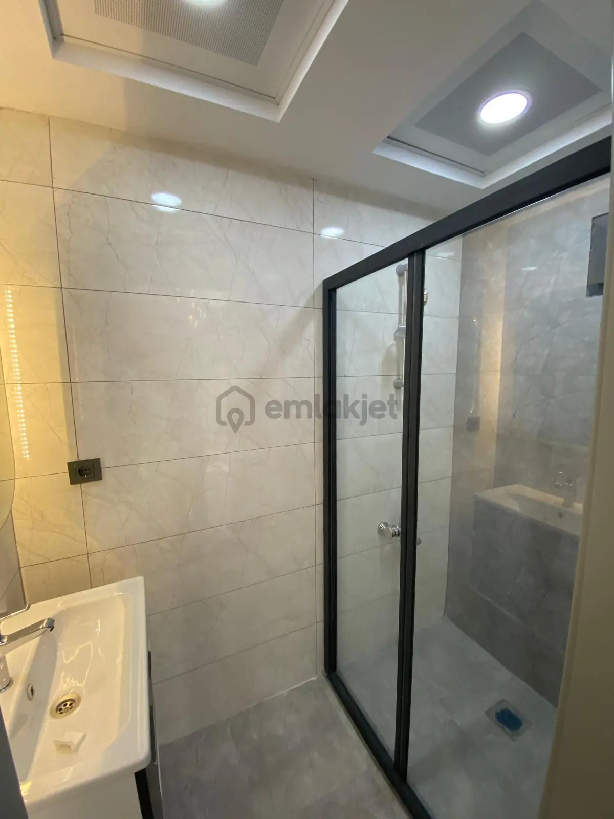 Fıstıklık Yerden Isıtma Cambalkonlu Satılık 2+1 Lüks Daire... - 31