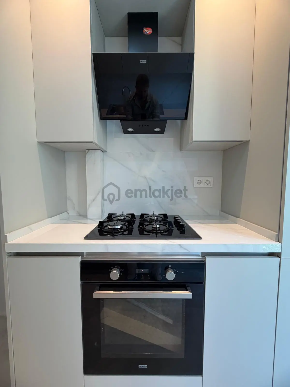 Erenköy’de-yerden Isıtmalı-ebeveyn Banyolu 2+1 Sıfır Ara Kat - 18