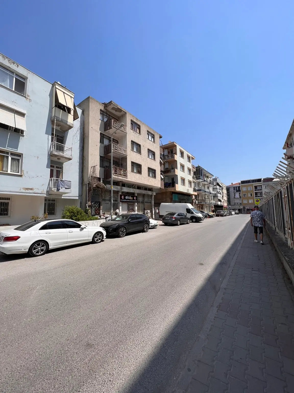 Buca Şirinyer Nato Yanı 2 Katlı Kiralık İşyeri