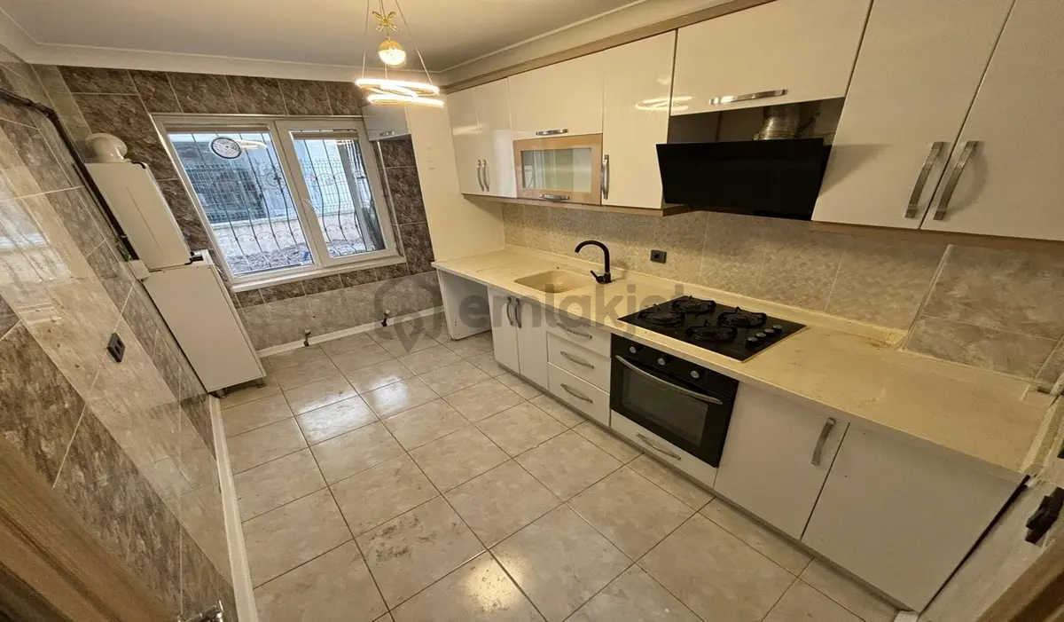 Kanunide Açık Cepheli Full Lüx Yapılı Asansörlü Ebeveyn Banyolu - 22