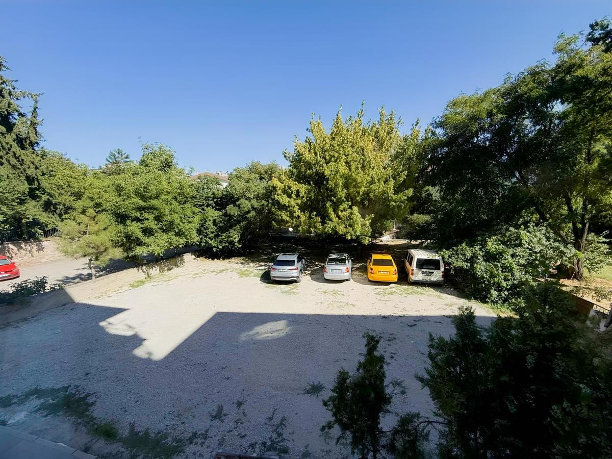 Çizmeci Okulu Yanı İlk Defa Kiralık Bölgenin Entemizi 3+1 Daire