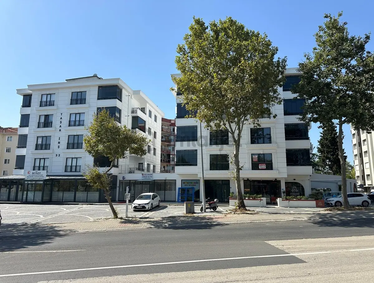 Atatürk Mah. Cadde Üzerinde Düz Giriş Kiralık İşyeri - 15