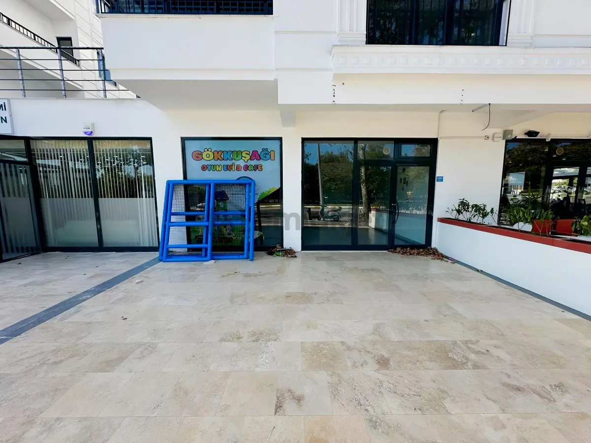 Atatürk Mah. Cadde Üzerinde Düz Giriş Kiralık İşyeri - 13
