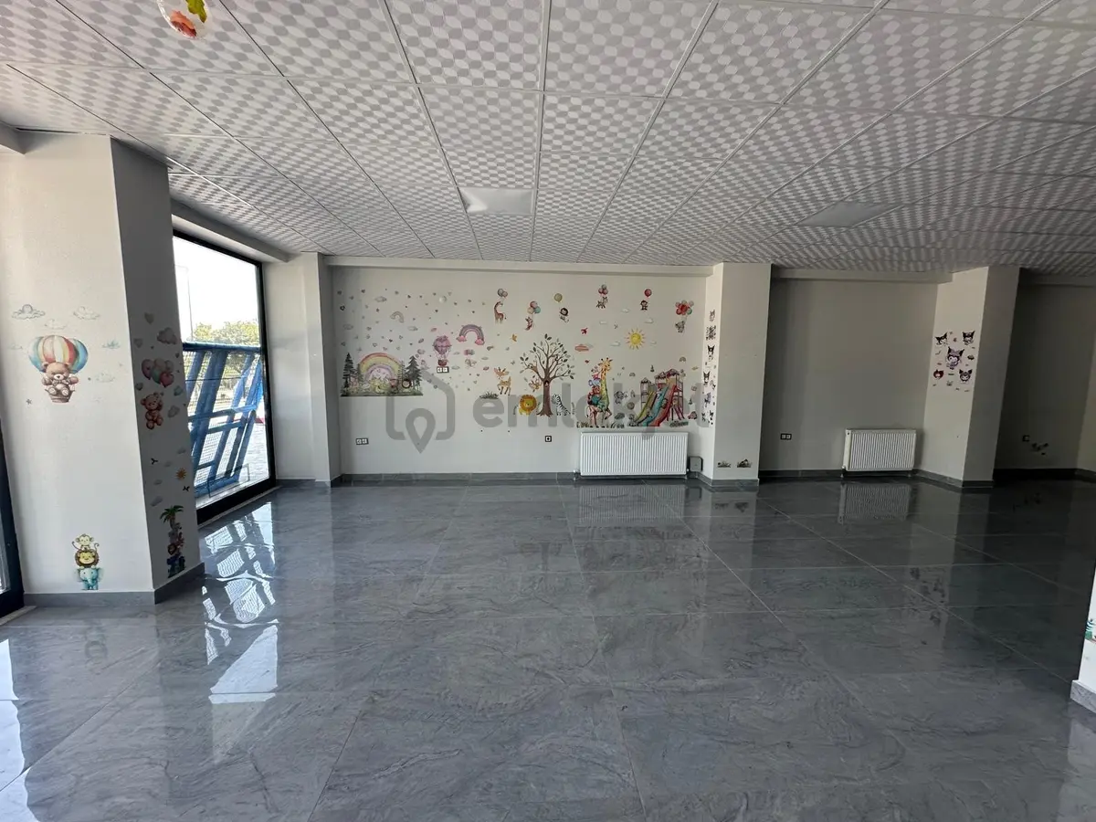 Atatürk Mah. Cadde Üzerinde Düz Giriş Kiralık İşyeri - 4