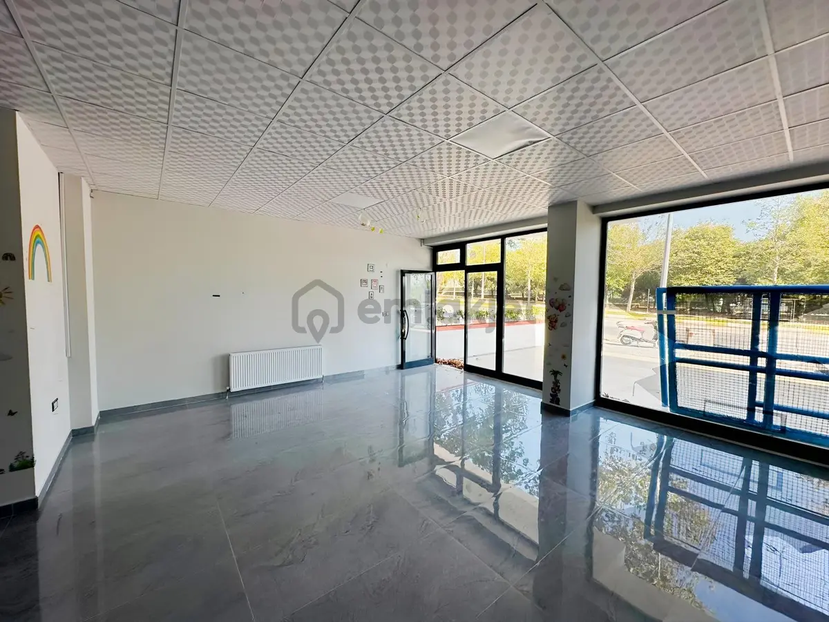 Atatürk Mah. Cadde Üzerinde Düz Giriş Kiralık İşyeri - 12