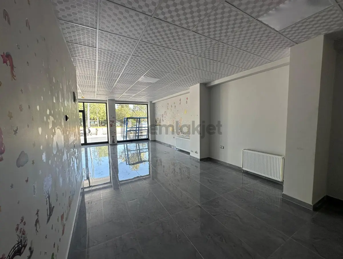 Atatürk Mah. Cadde Üzerinde Düz Giriş Kiralık İşyeri - 10