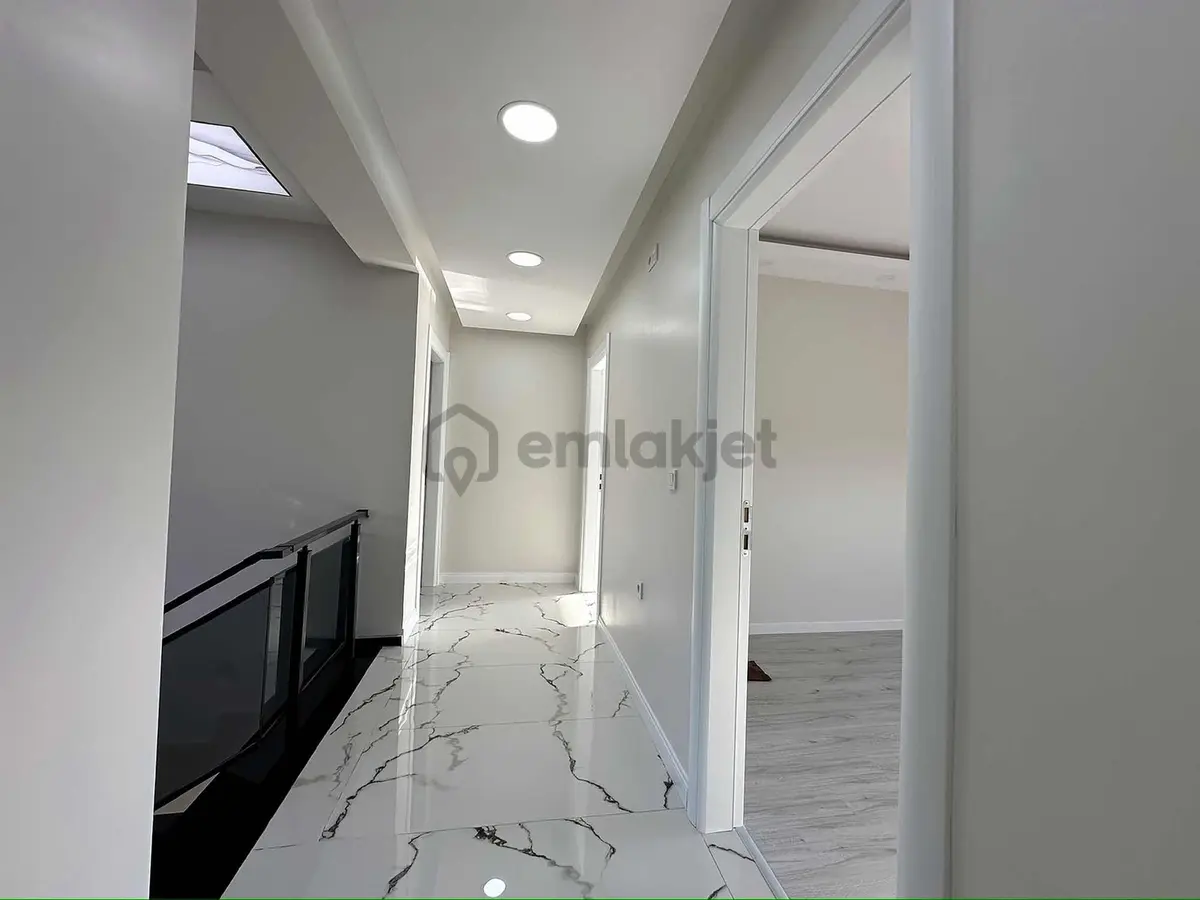 Yalova Termal Akköy'de 5+1 Lüks Satılık Müstakil Villa - 30