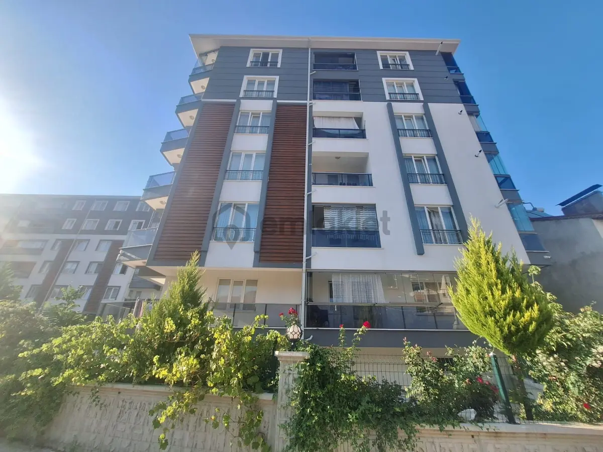 Isparta Vatan Mahallesinde 2+1 Satılık Daire - 13