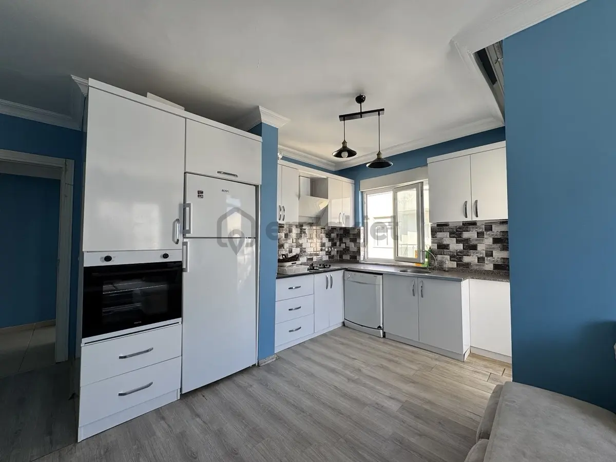 Altıntaşta Havuzlu Sitede Eşyalı Satılık Geniş 2+1 Daire!!! - 8