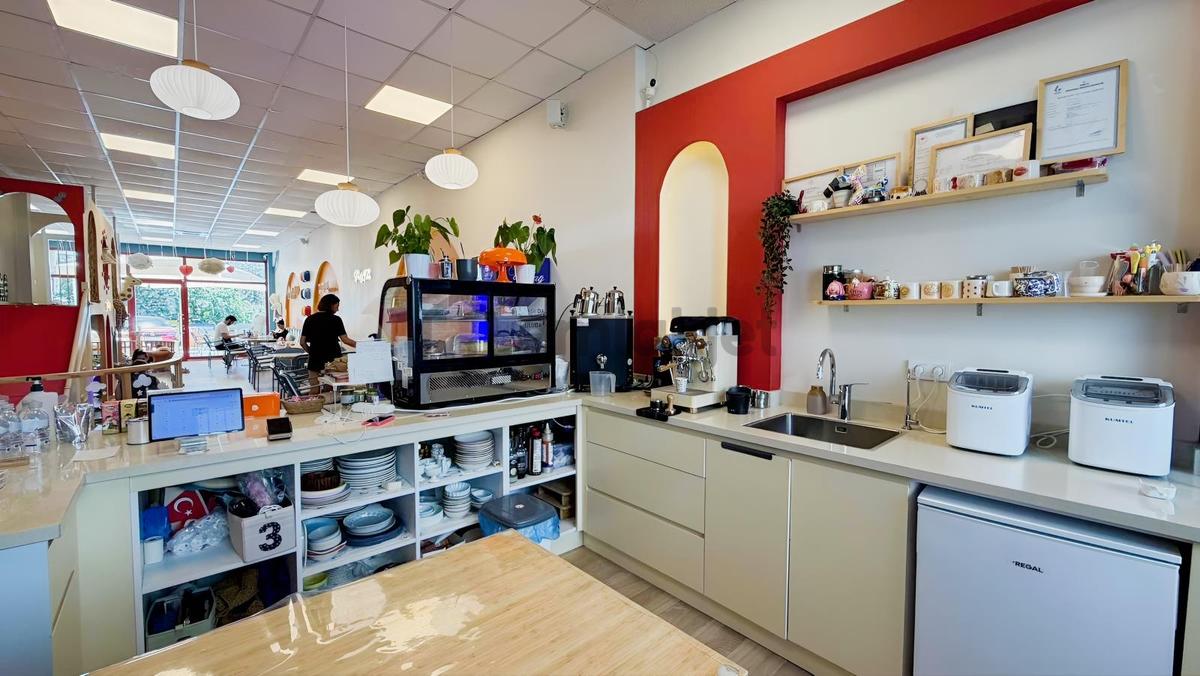 Güzelbahçe Yelki'de|işlek Caddede Devren Kiralık İşyeri - 25