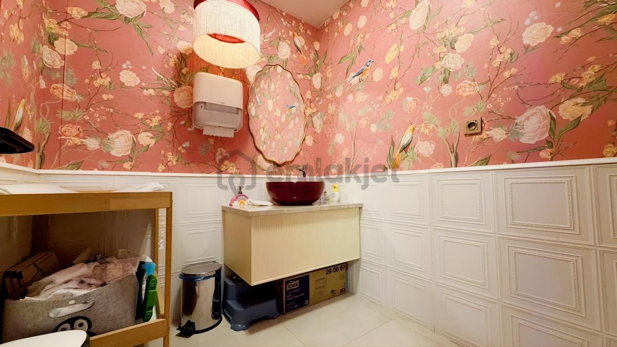 Güzelbahçe Yelki'de|işlek Caddede Devren Kiralık İşyeri - 19