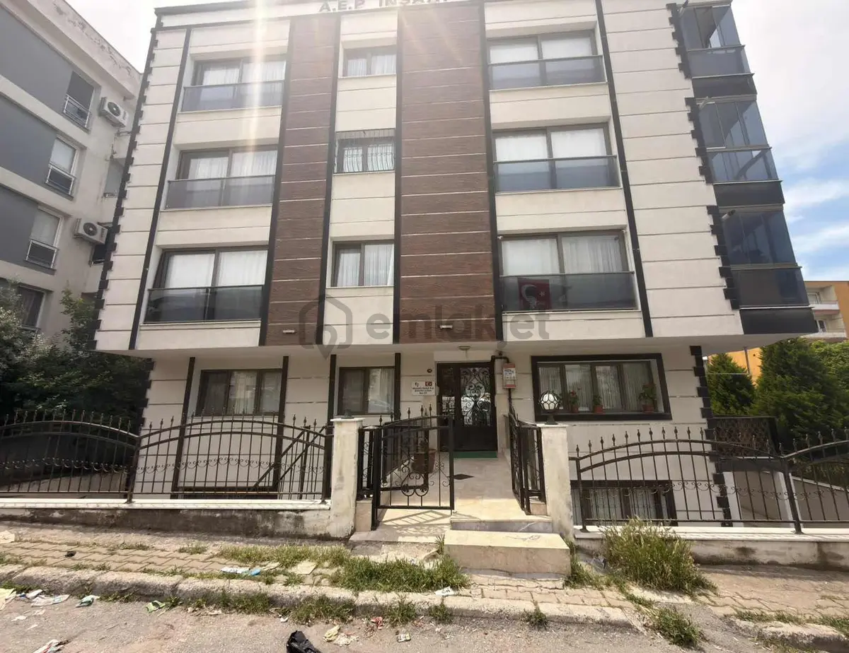 2+1 120 Metre Kare Bahçeli Daire