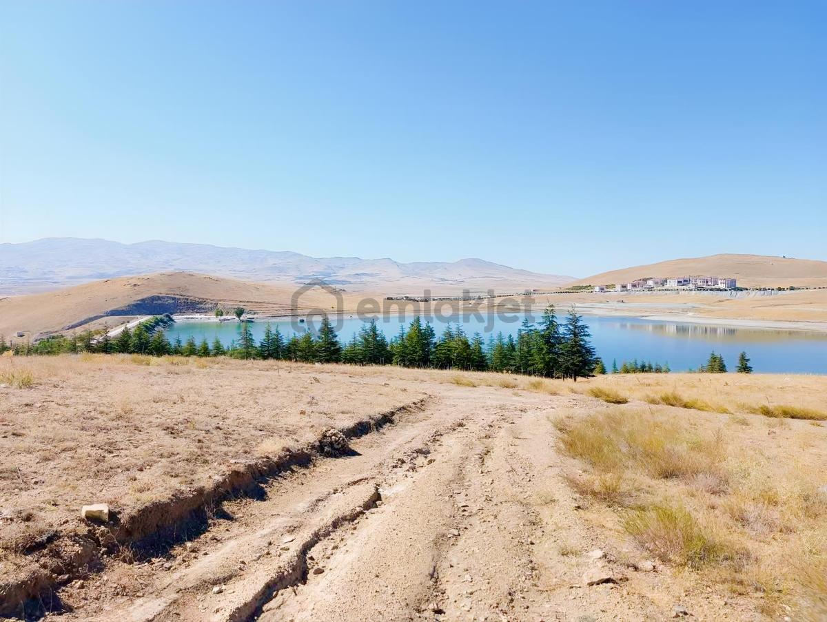 Niğde Merkez Aktaş Devlet Mah. Baraj Manzaralı Arsa - 3