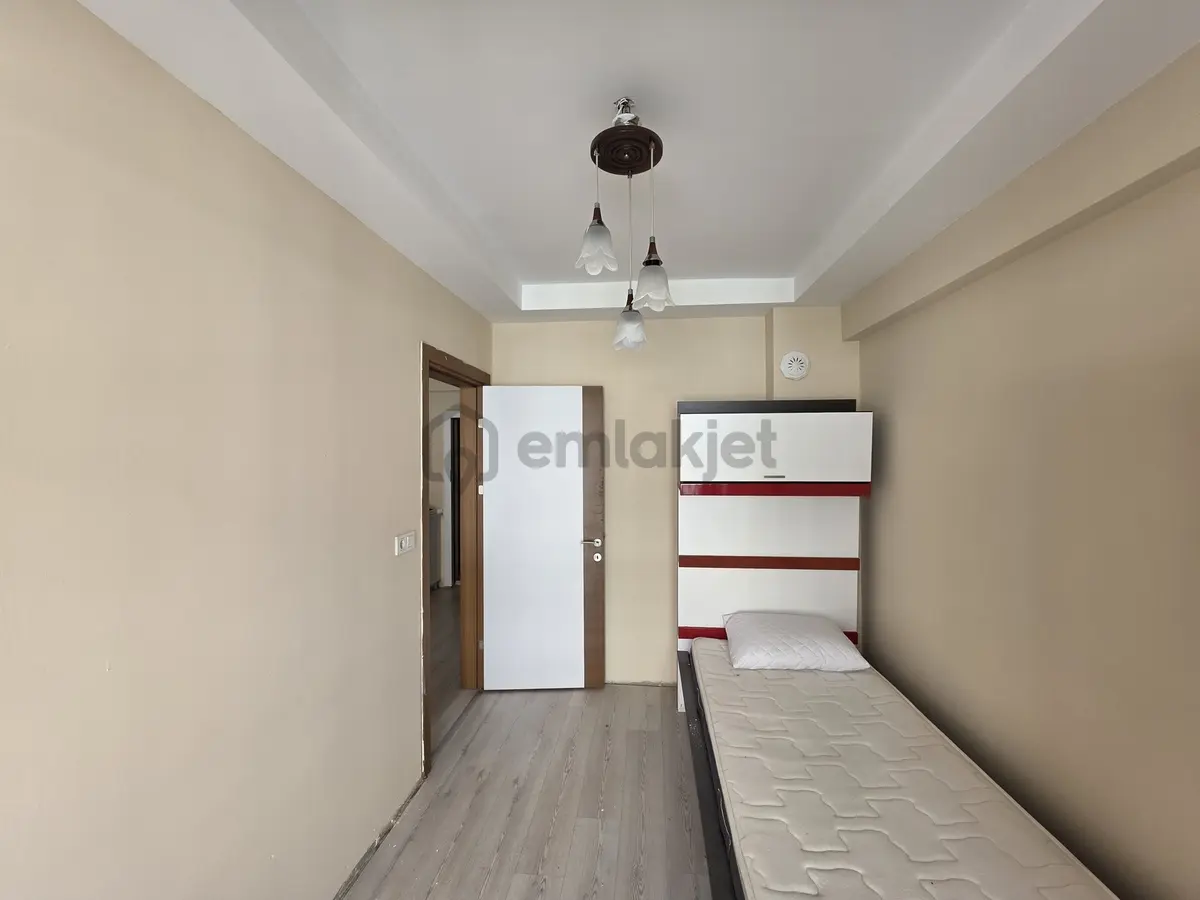 Remax Pin'den Aydın Orta Mh 1+1 Eşyalı Doğalgazlı Klimalı Daire - 6