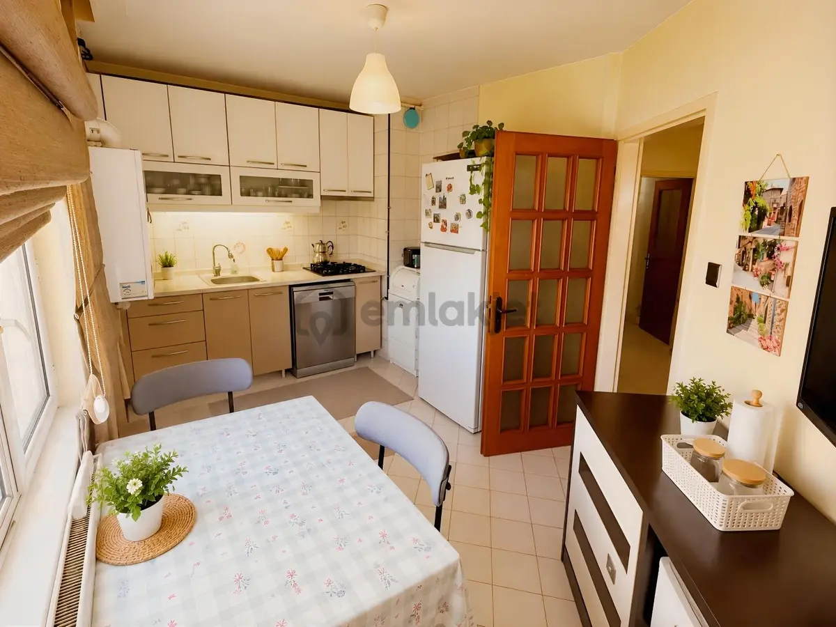 Elvankent Ayyıldız Mh. Armağan Sitesi Ara Kat 3+1 Satılık Daire - 4